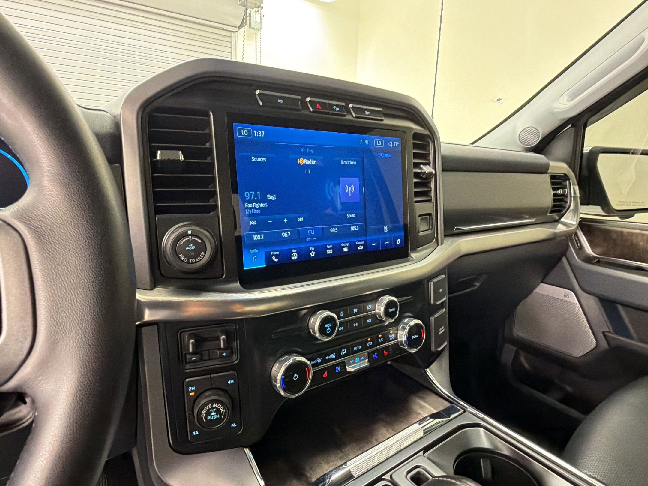 Certified 2023 Ford F150 Lariat w/ Trailer Tow Package AWD/4WD image 25