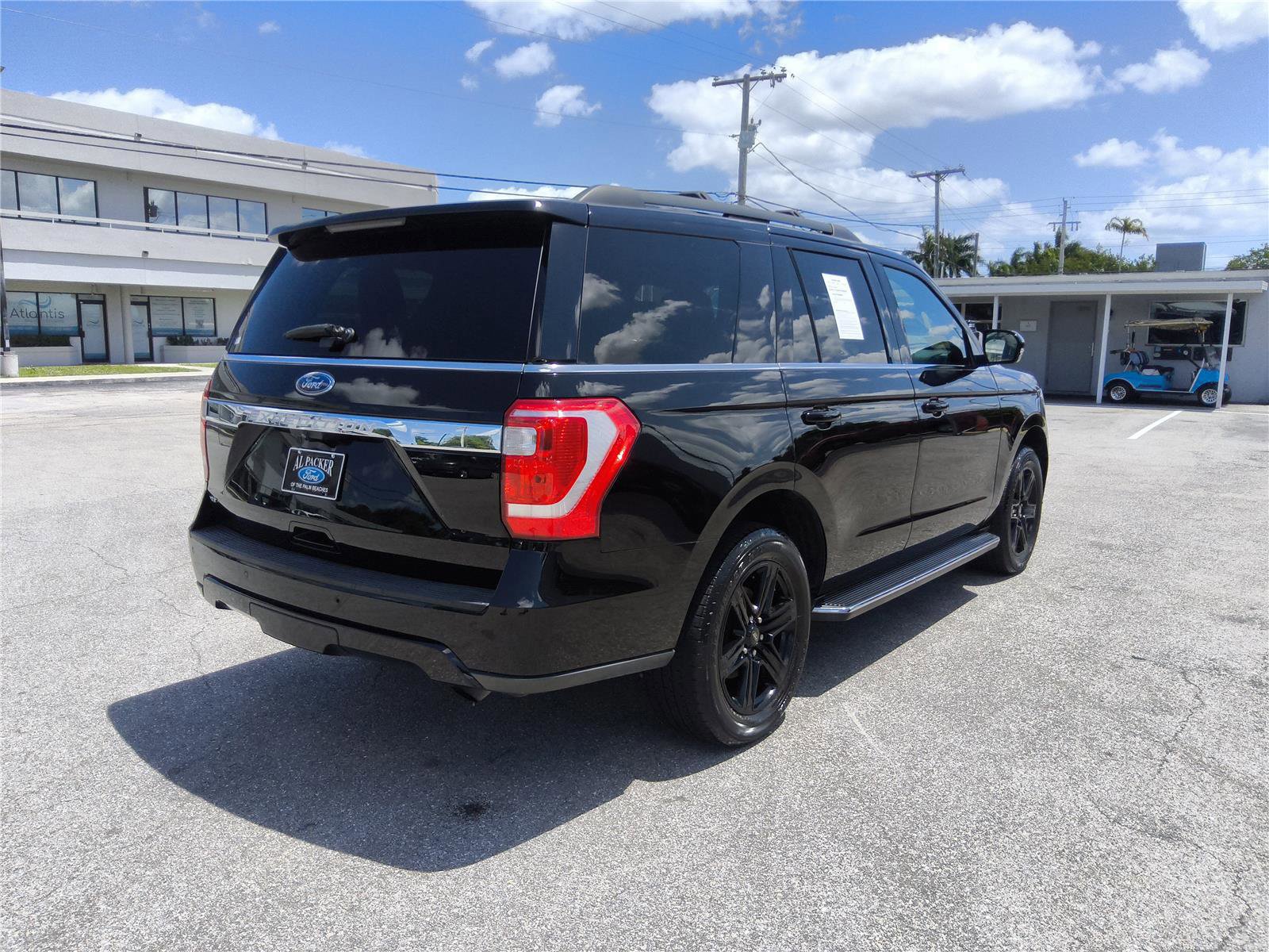 Certified 2021 Ford Expedition XLT RWD image 5