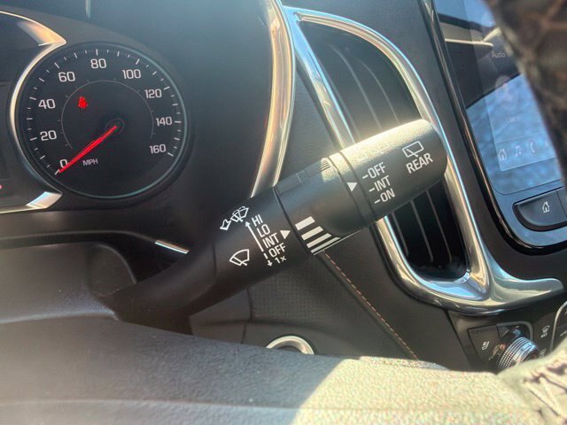 Used 2024 Chevrolet Equinox Premier AWD/4WD image 23