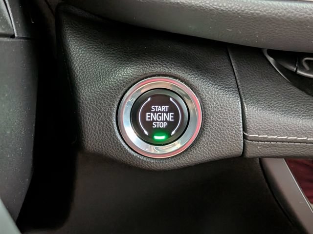 Used 2022 Buick Envision Avenir w/ Safety Package FWD image 26