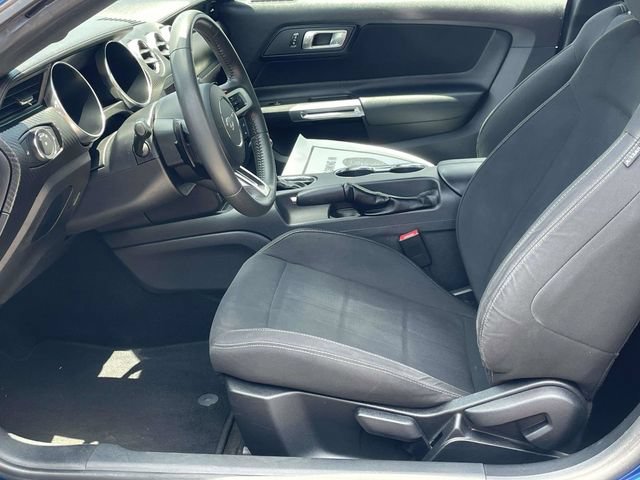 Certified 2018 Ford Mustang Coupe RWD image 5