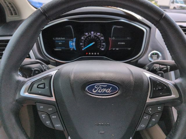 Certified 2018 Ford Fusion SE w/ Fusion SE Technology Package FWD image 32