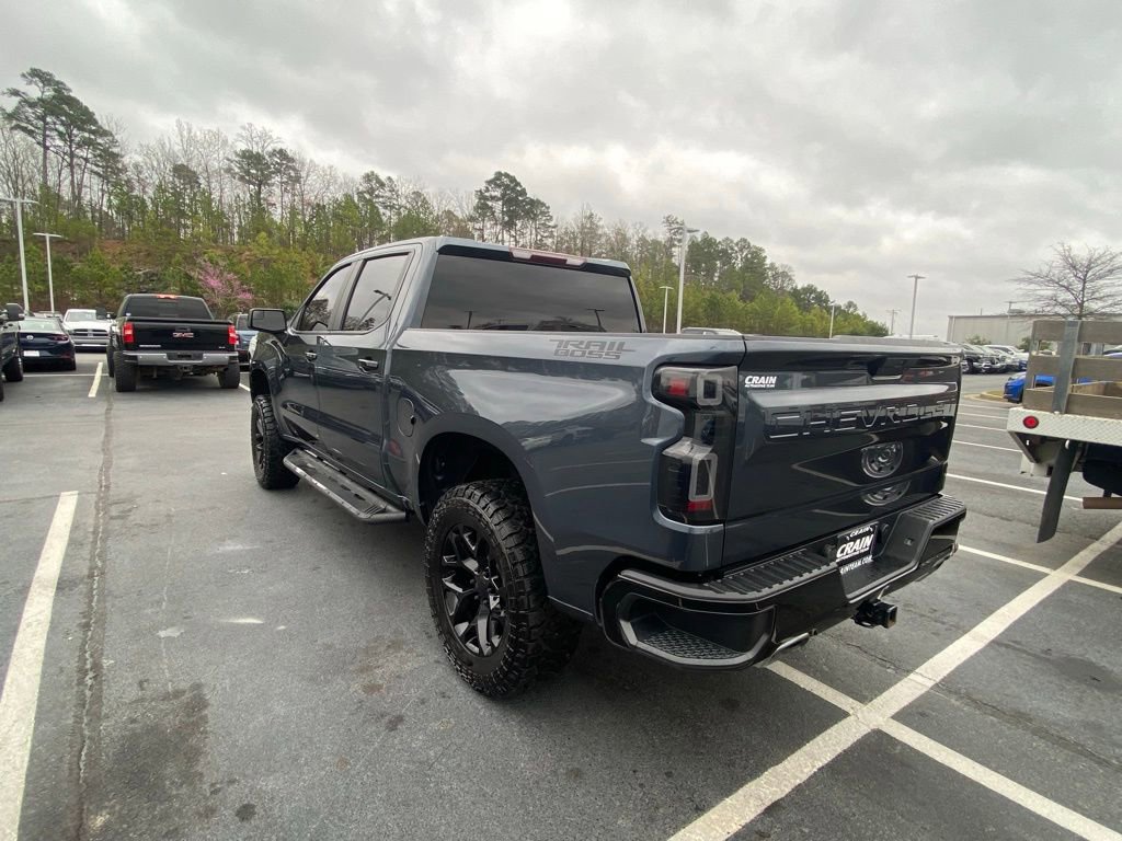 Used 2021 Chevrolet Silverado 1500 LT Trail Boss image 3
