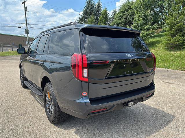 Certified 2025 Ford Expedition Tremor AWD/4WD image 2