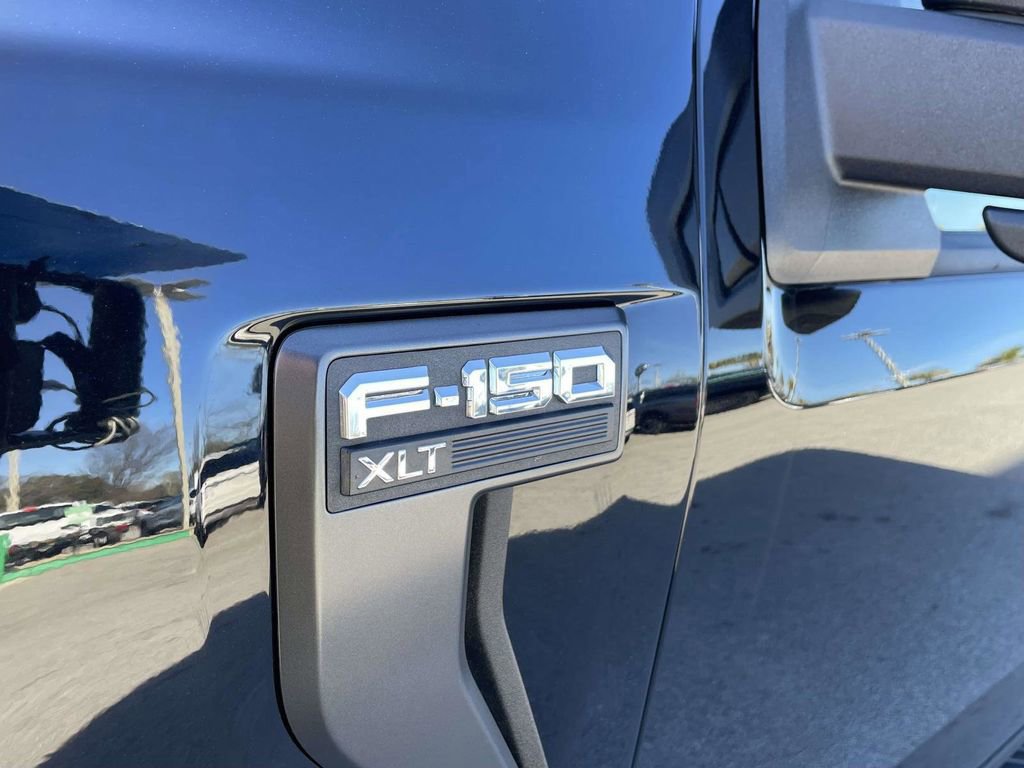 Certified 2022 Ford F150 XLT w/ Equipment Group 302A High image 8