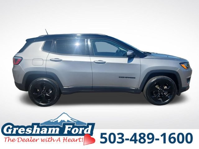 Used 2018 Jeep Compass Latitude AWD/4WD image 12
