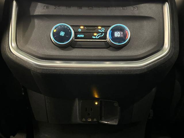 Certified 2025 Ford Expedition Active image 33
