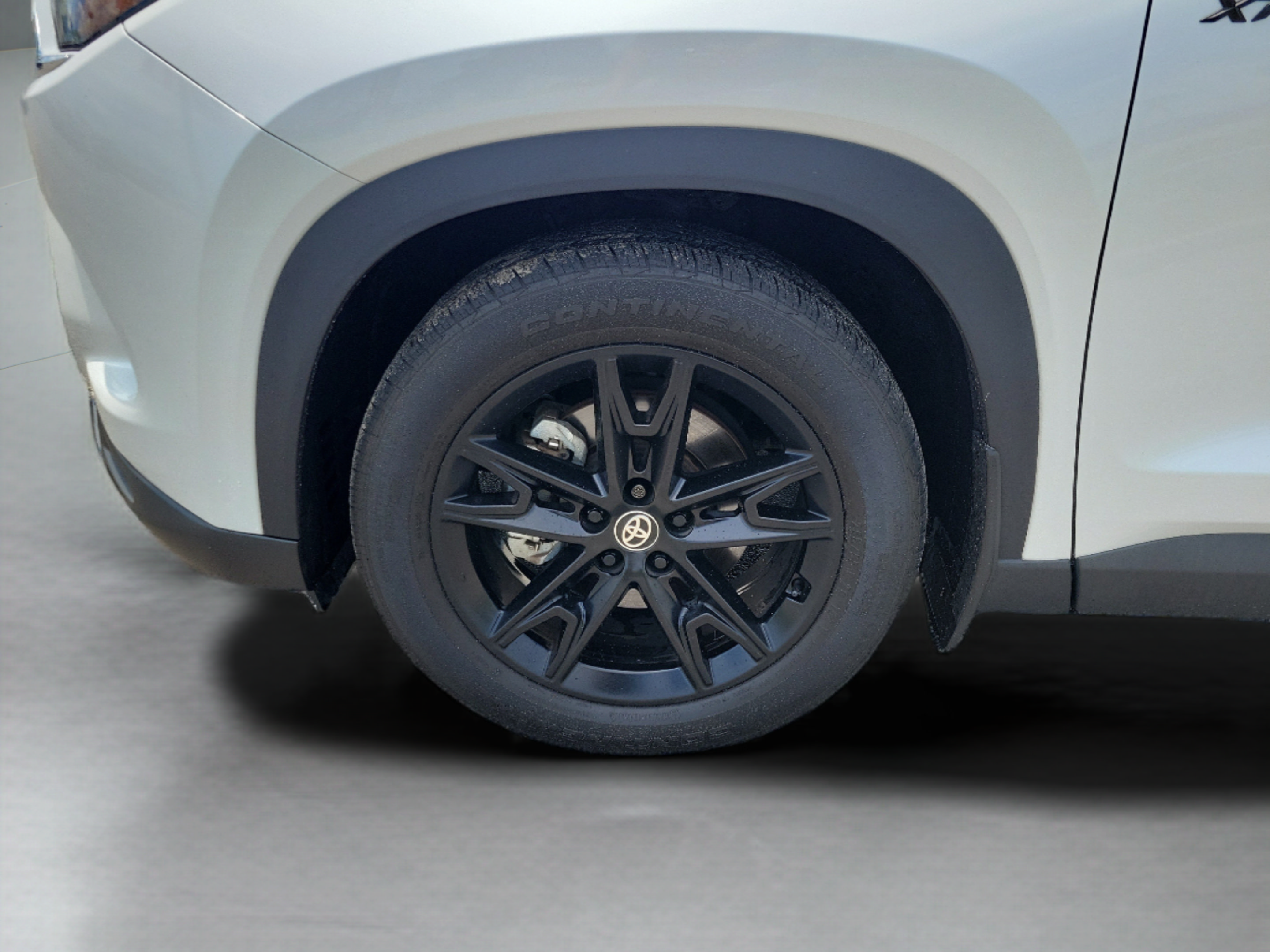 Used 2024 Toyota Grand Highlander AWD image 32