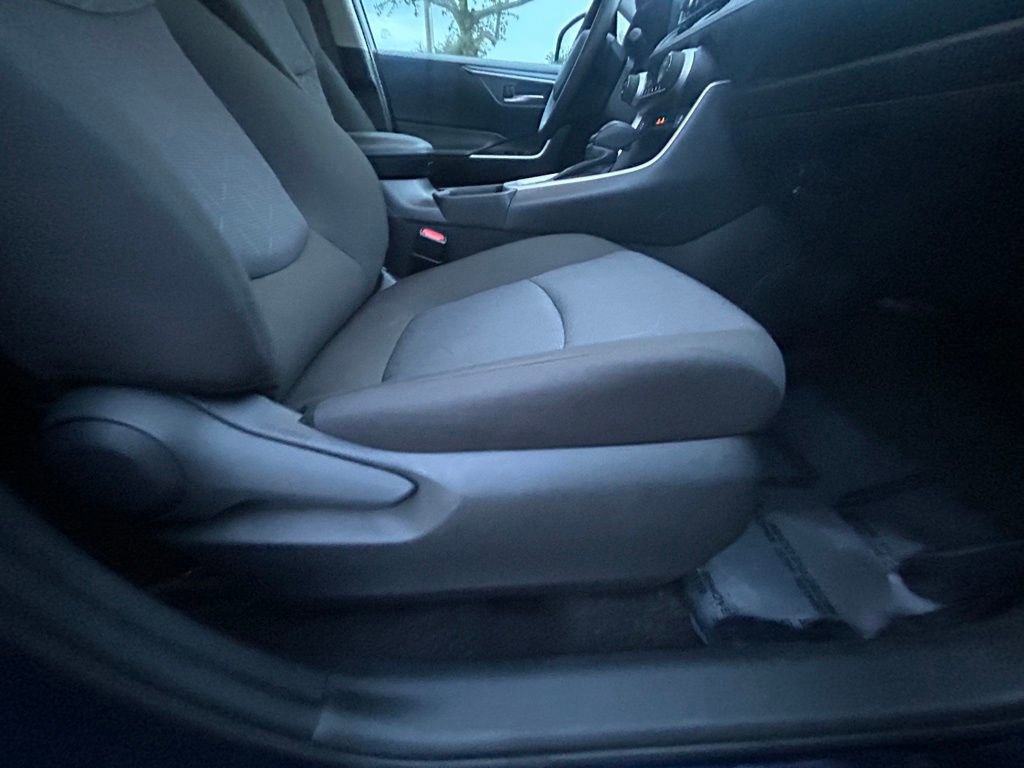 Used 2024 Toyota RAV4 XLE image 23