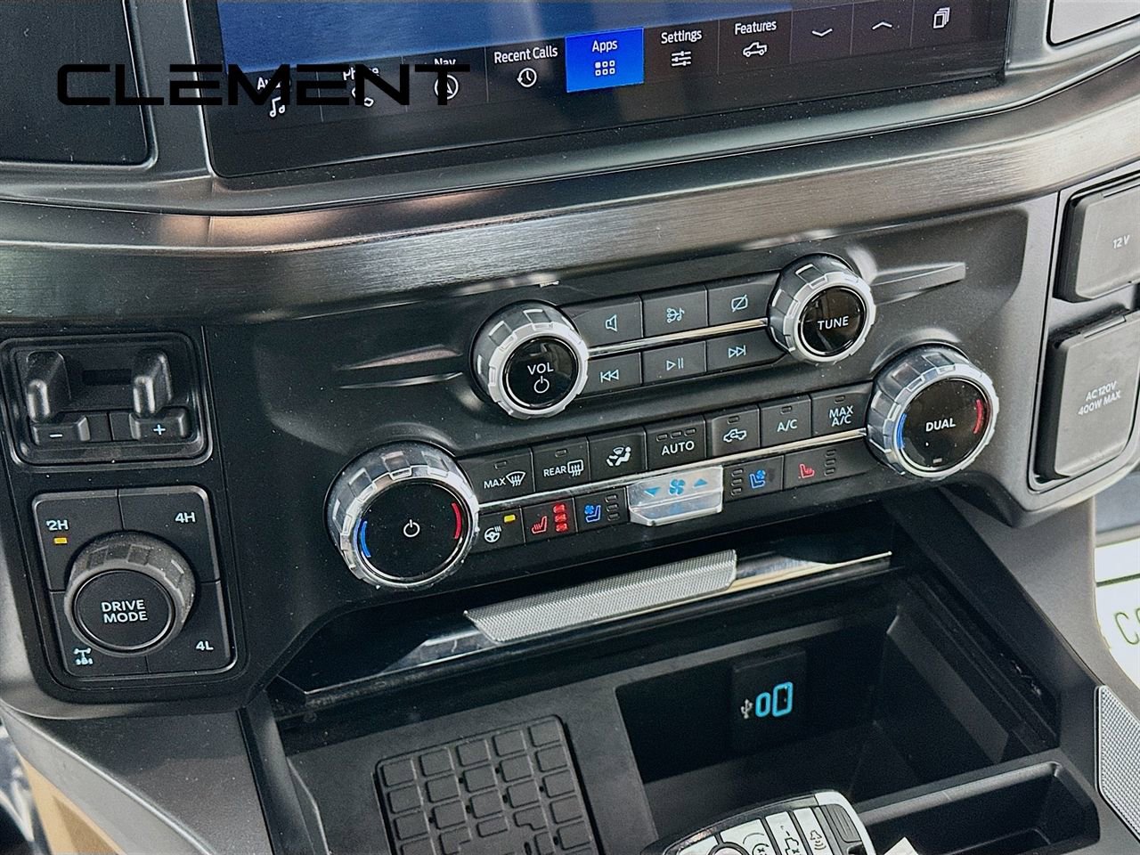 Certified 2023 Ford F250 Lariat w/ Black Appearance Package image 22