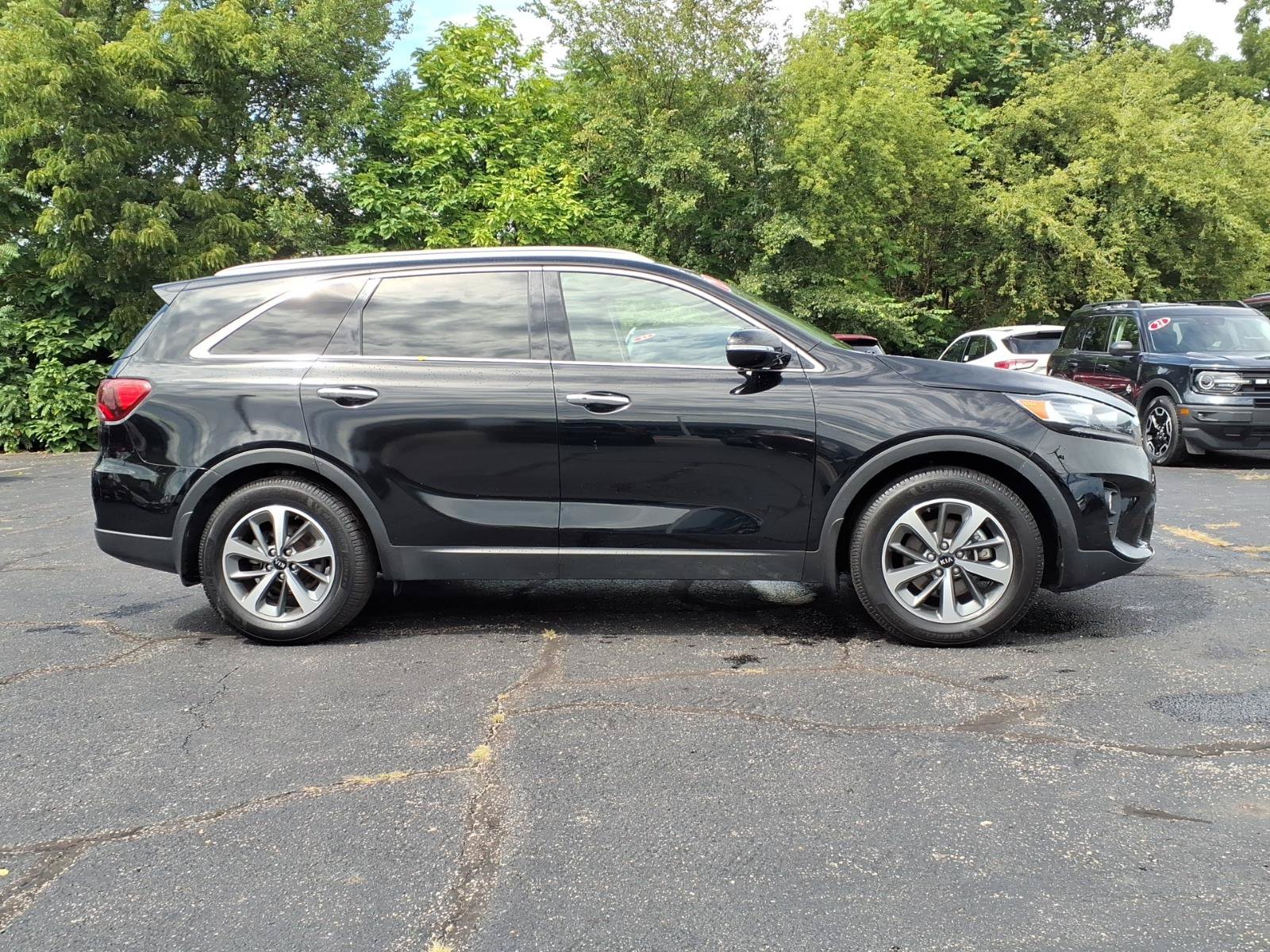 Used 2019 Kia Sorento EX FWD image 16