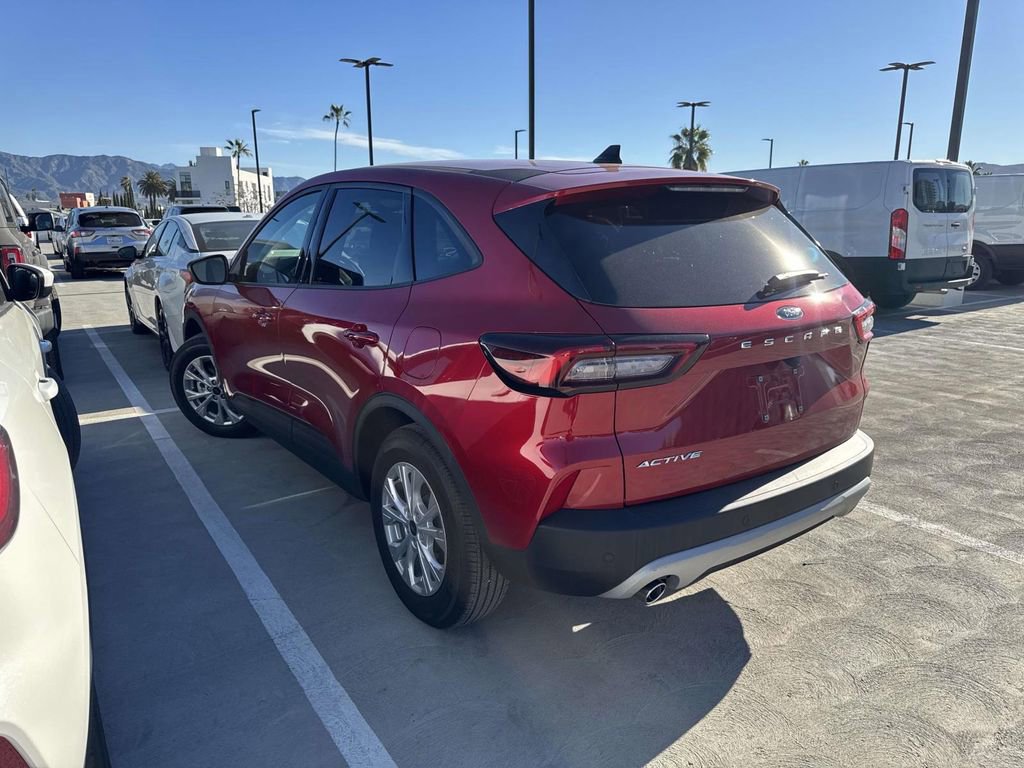 Certified 2025 Ford Escape Active w/ Active Premium Tech Pack image 10