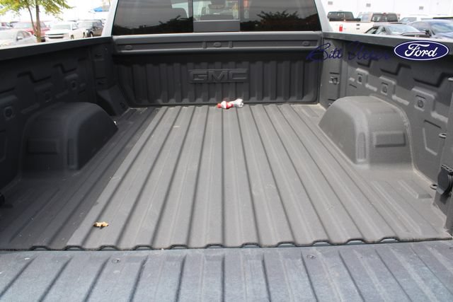 Used 2025 GMC Sierra 1500 AT4 w/ AT4 Premium Package AWD/4WD image 10