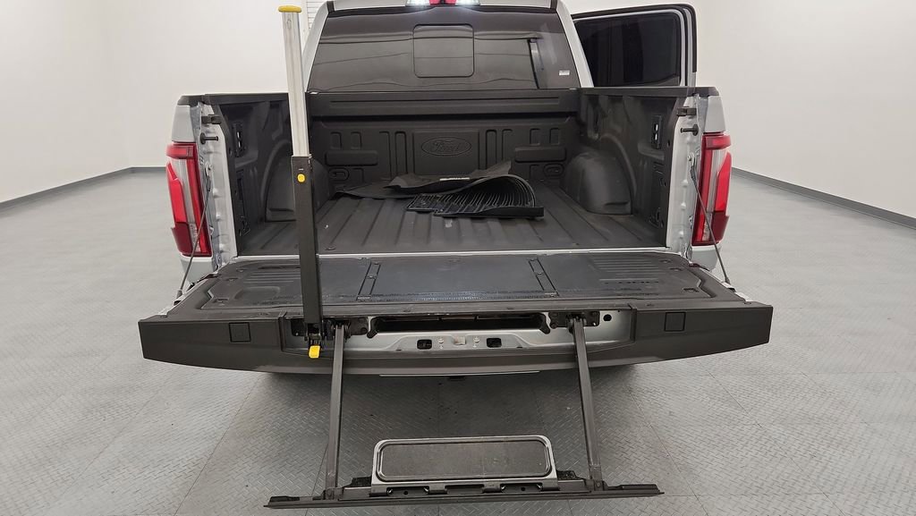 Certified 2024 Ford F150 Platinum w/ Equipment Group 702A High AWD/4WD image 33