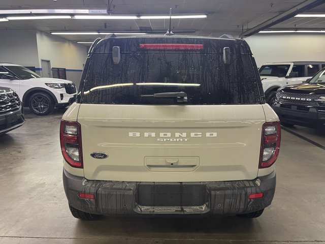 Certified 2025 Ford Bronco Sport Outer Banks w/ Outer Banks Tech Package+ image 4