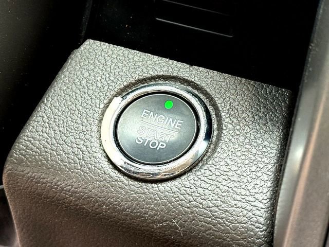 Certified 2021 Ford Expedition XLT image 17