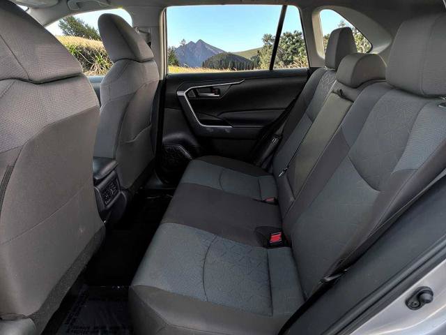 Used 2025 Toyota RAV4 XLE AWD/4WD image 13
