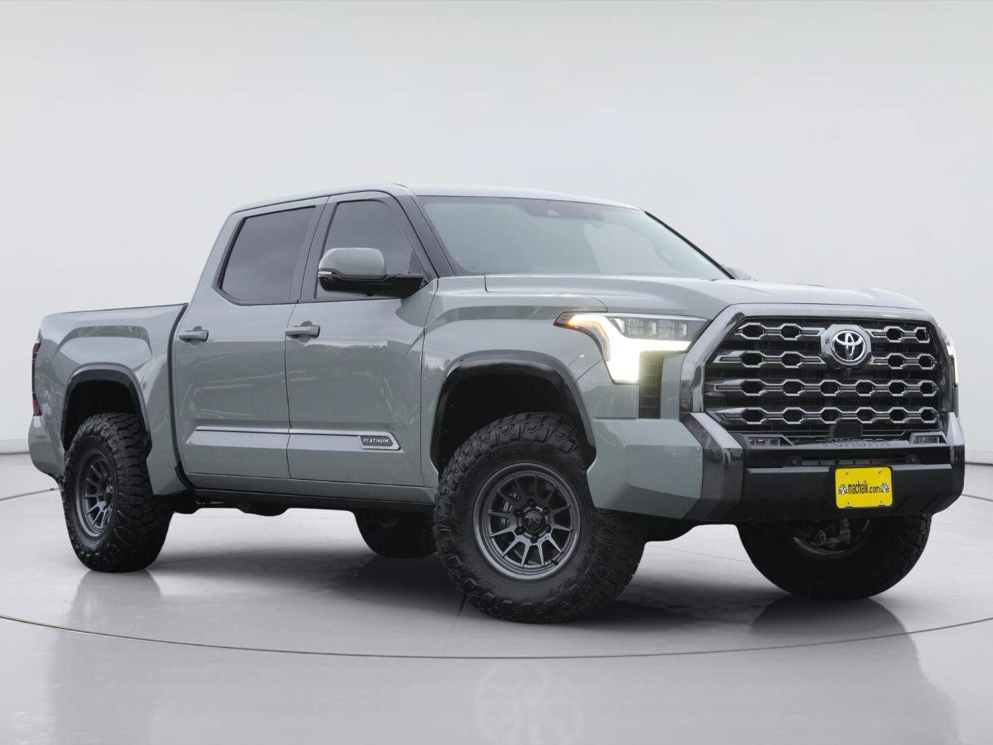 Used 2026 Toyota Tundra Platinum AWD/4WD image 2