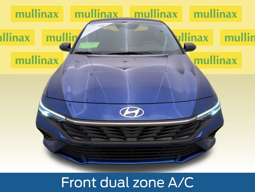 Used 2025 Hyundai Elantra Sport FWD image 14