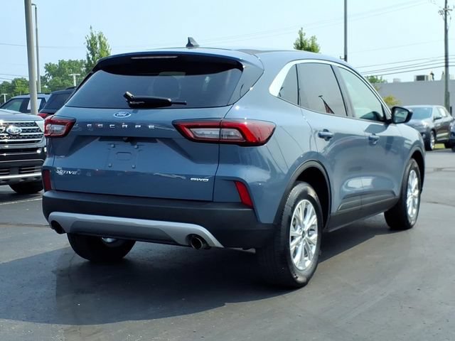 Certified 2023 Ford Escape Active AWD/4WD image 4