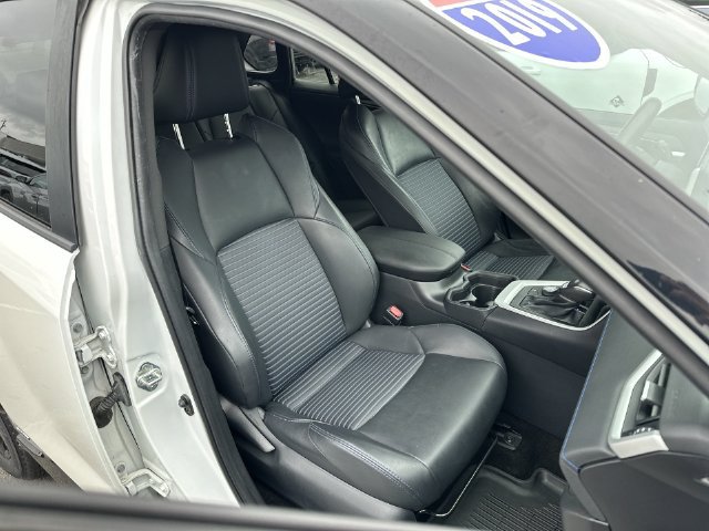 Used 2019 Toyota RAV4 XSE w/ XSE Weather Package AWD/4WD image 27