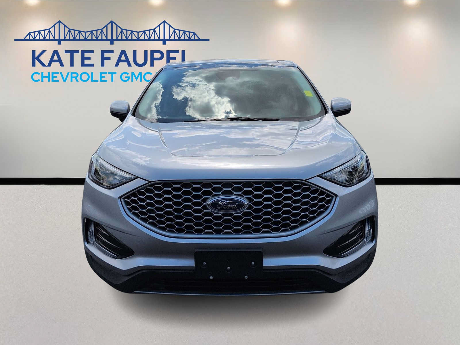 Certified 2023 Ford Edge SEL w/ Convenience Package AWD/4WD image 2
