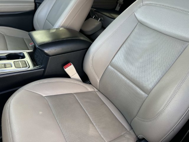 Certified 2022 Ford Explorer Limited w/ Equipment Group 301A RWD image 7