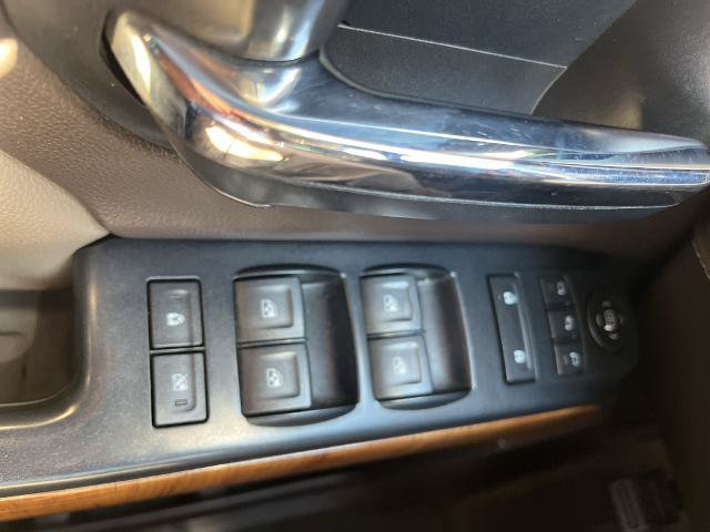 Used 2018 GMC Sierra 1500 SLT AWD/4WD image 12