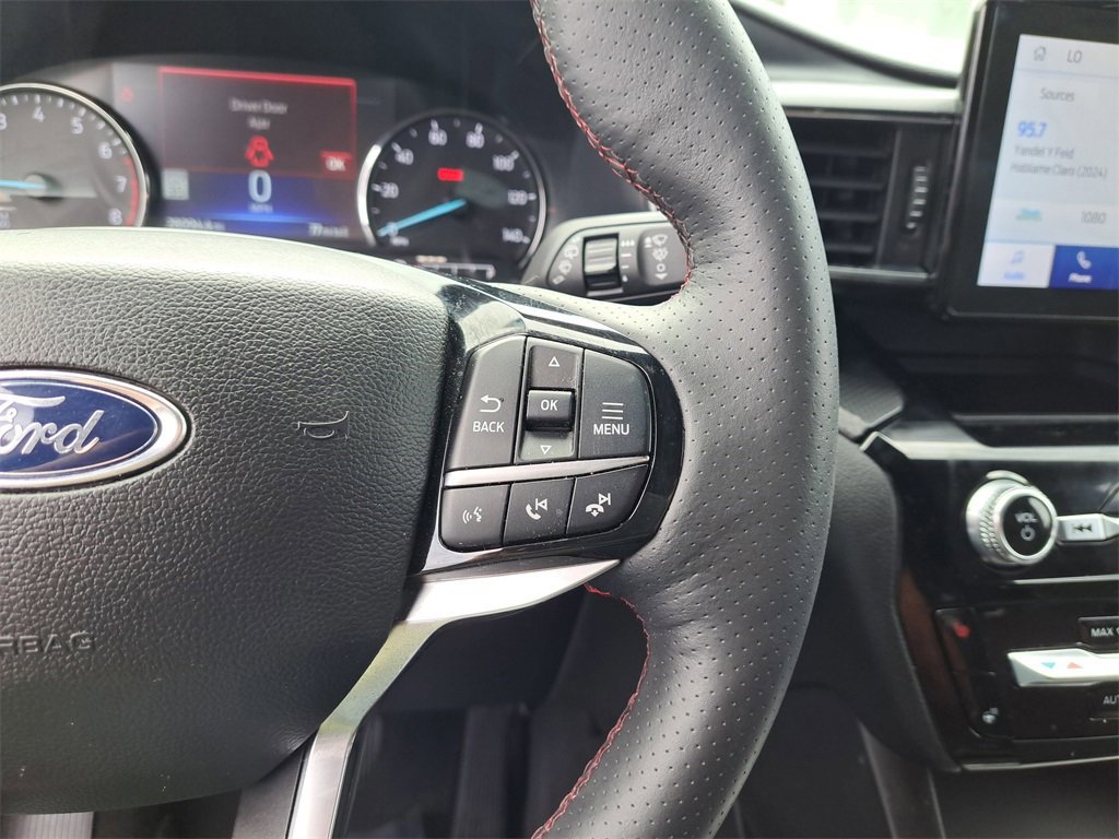 Certified 2022 Ford Explorer ST-Line w/ Class IV Trailer Tow Package image 18