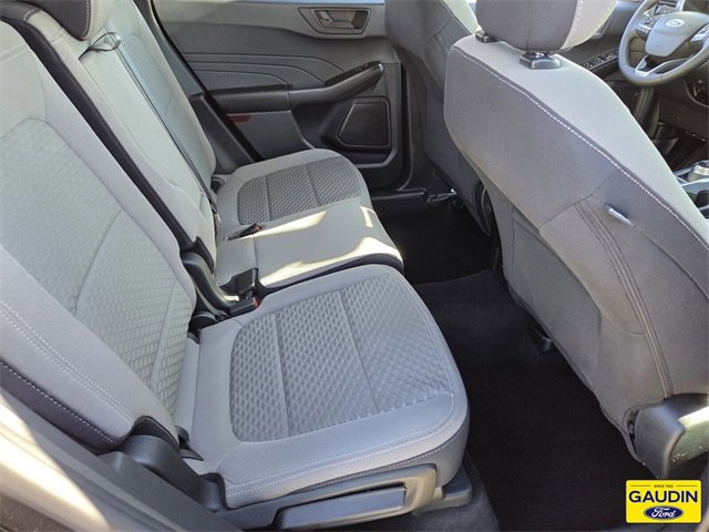 Certified 2022 Ford Escape SE w/ SE Sport Appearance Package image 15