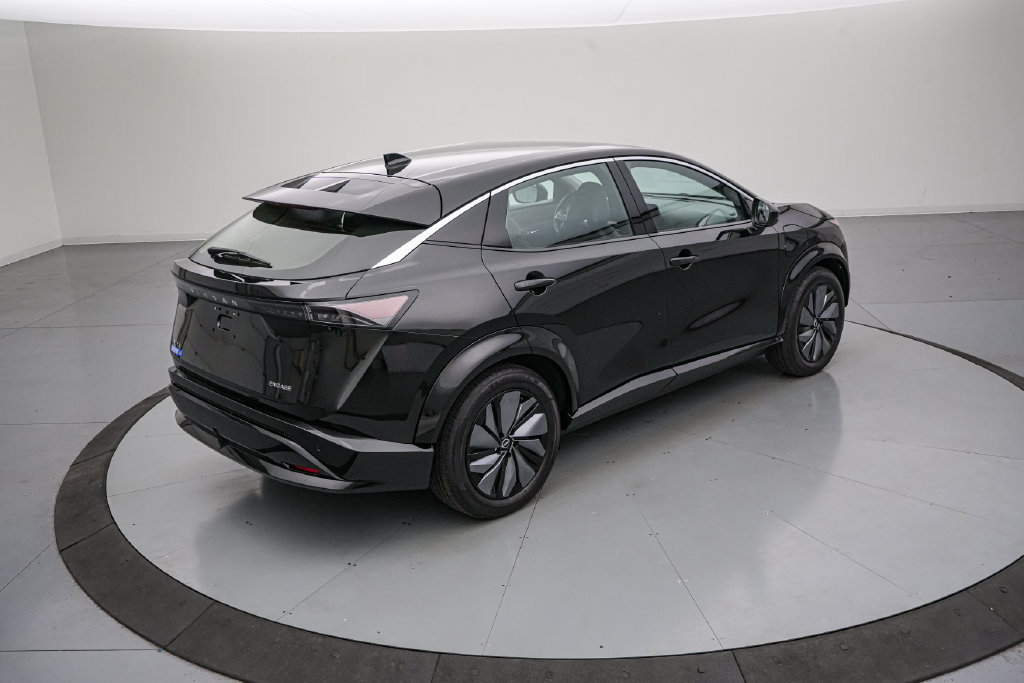 Used 2023 Nissan Ariya FWD image 4