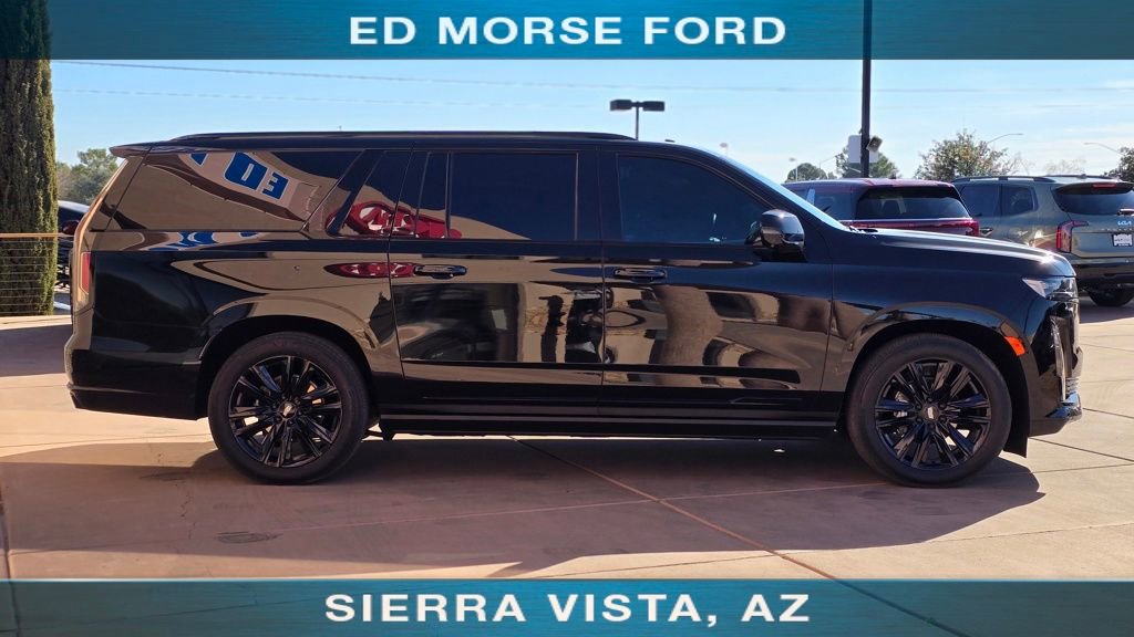 Used 2023 Cadillac Escalade ESV Sport Platinum AWD/4WD image 10