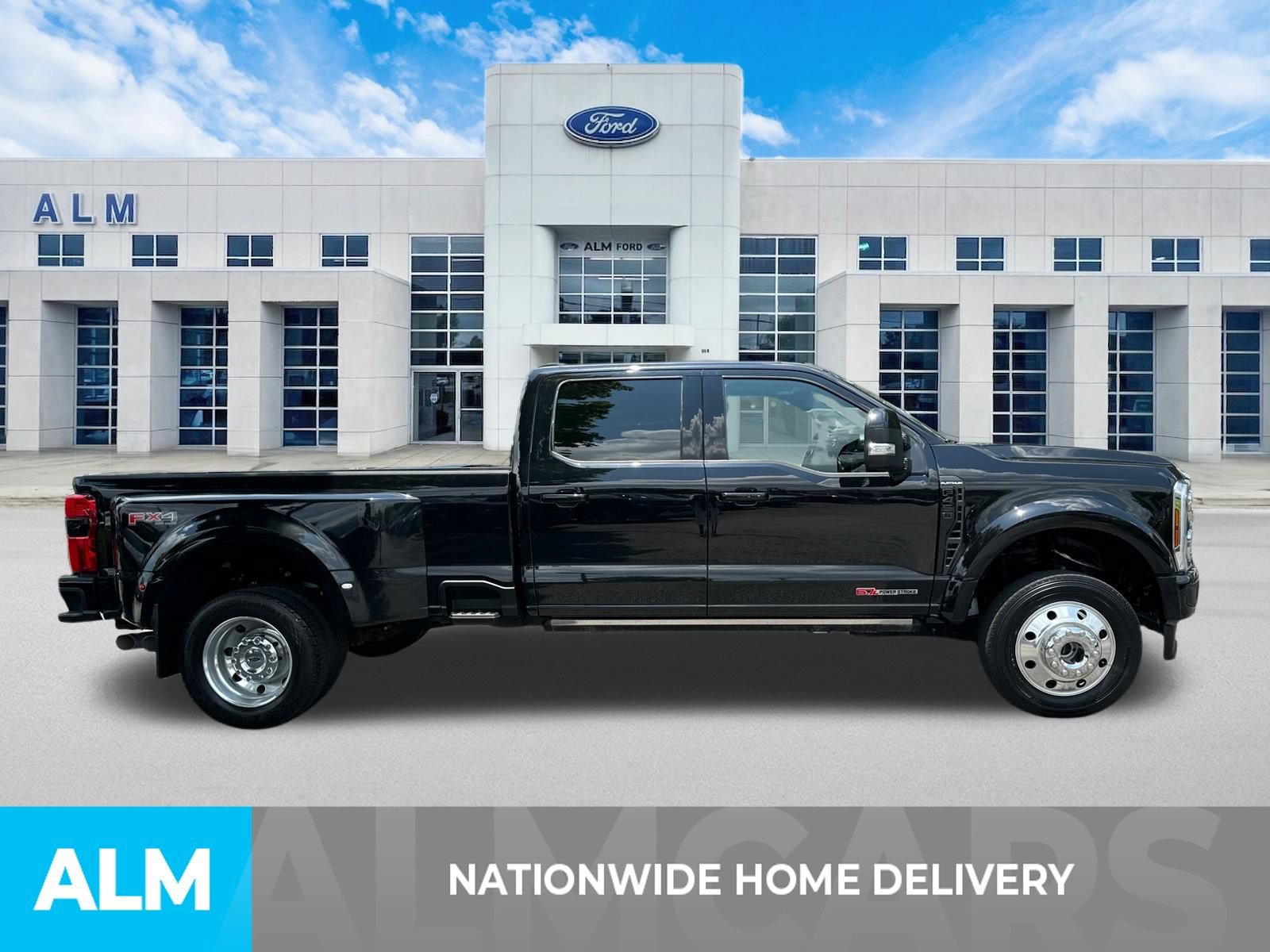 Certified 2025 Ford F450 Platinum w/ FX4 Off-Road Package AWD/4WD image 4