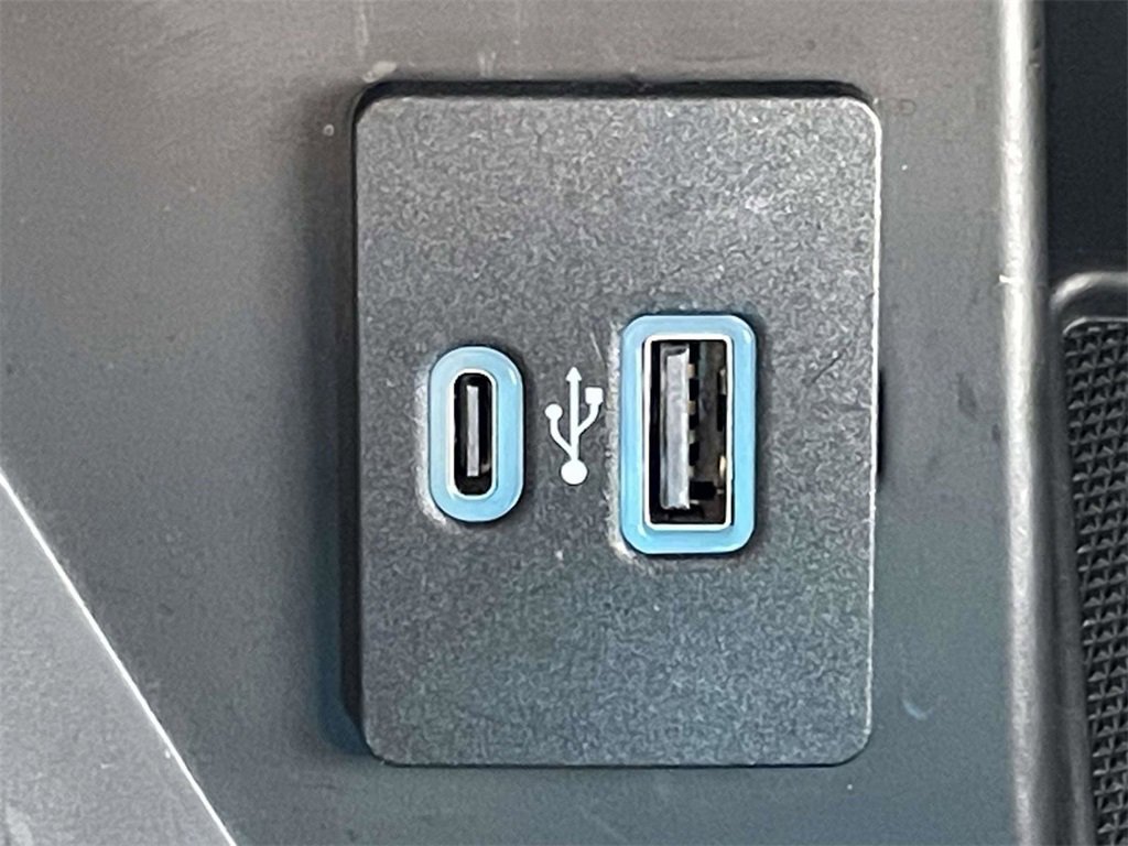 Certified 2021 Ford F150 Lariat w/ Tow Technology Package image 24