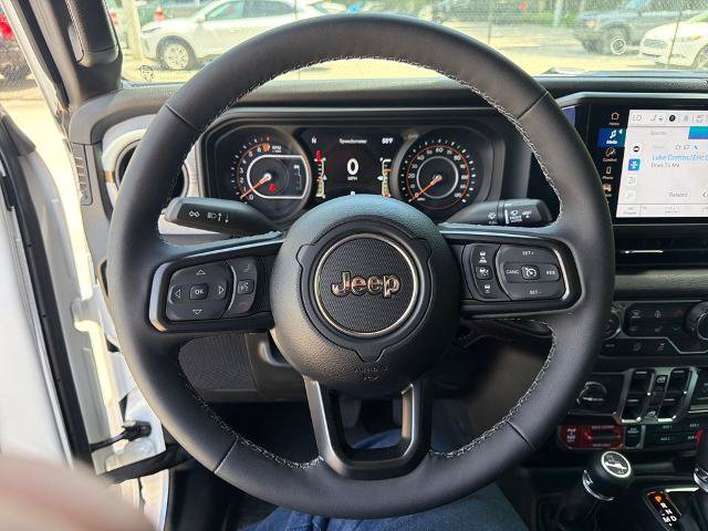 Used 2026 Jeep Gladiator Sport AWD/4WD image 26