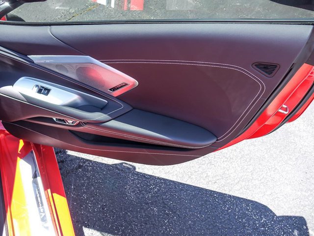 Used 2024 Chevrolet Corvette Stingray Preferred Cpe w/ Z51 Performance Package RWD image 31