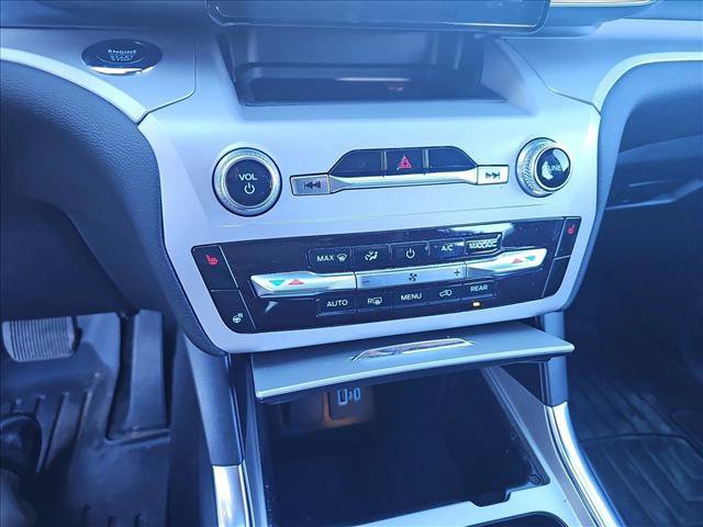 Certified 2024 Ford Explorer XLT w/ Equipment Group 202A image 18