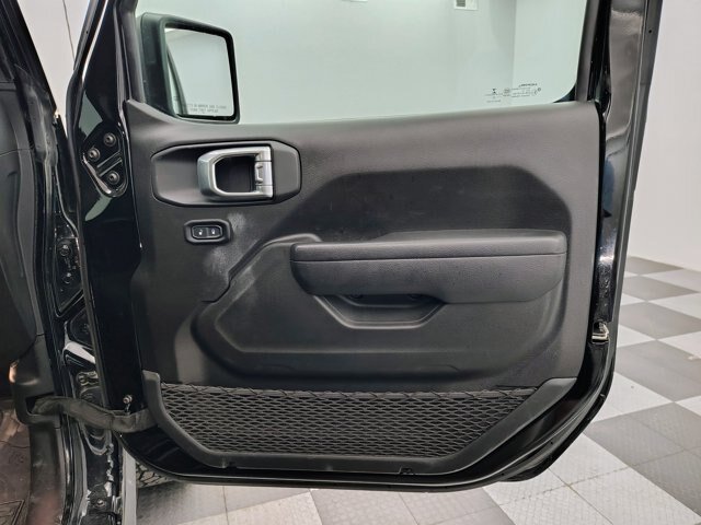Used 2022 Jeep Gladiator Sport AWD/4WD image 13