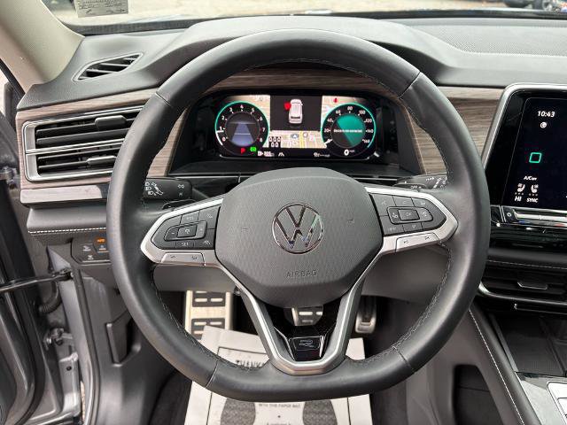 Used 2024 Volkswagen Atlas SEL Premium R-Line image 18