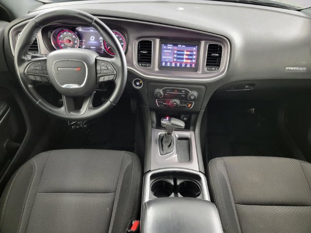 Used 2019 Dodge Charger SXT RWD image 19