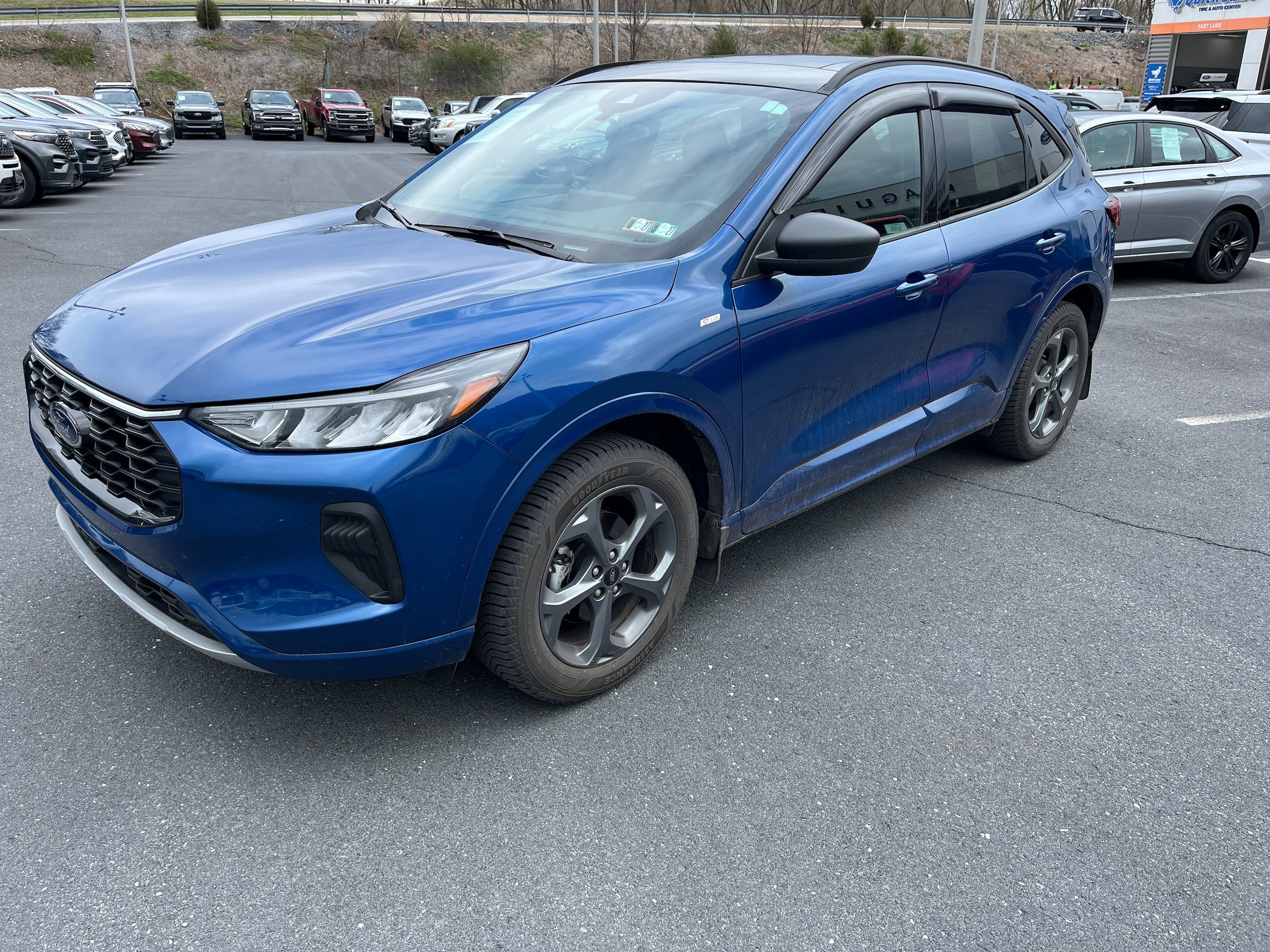 Certified 2023 Ford Escape ST-Line w/ Tech Pack #1 AWD/4WD image 23