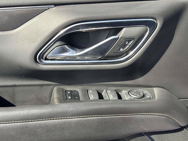 Used 2022 GMC Yukon AT4 w/ Technology Package AWD/4WD image 22