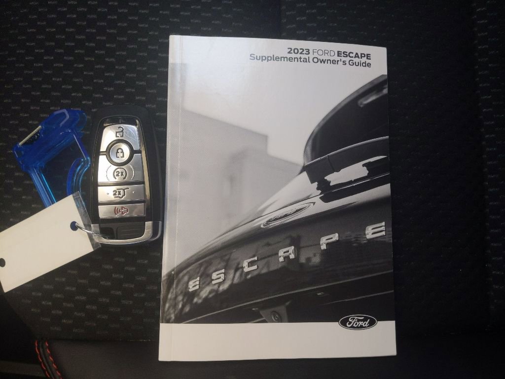 Certified 2023 Ford Escape ST-Line w/ Tech Pack #1 AWD/4WD image 29