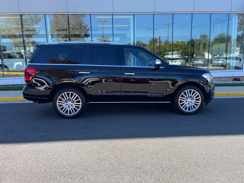 Certified 2023 Ford Expedition Platinum AWD/4WD image 10