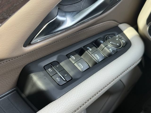 Used 2023 GMC Yukon XL Denali AWD/4WD image 27