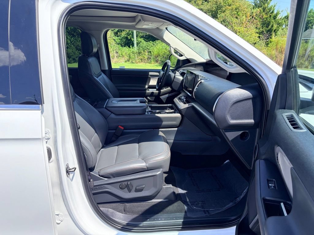Certified 2025 Ford Expedition Max Active AWD/4WD image 24