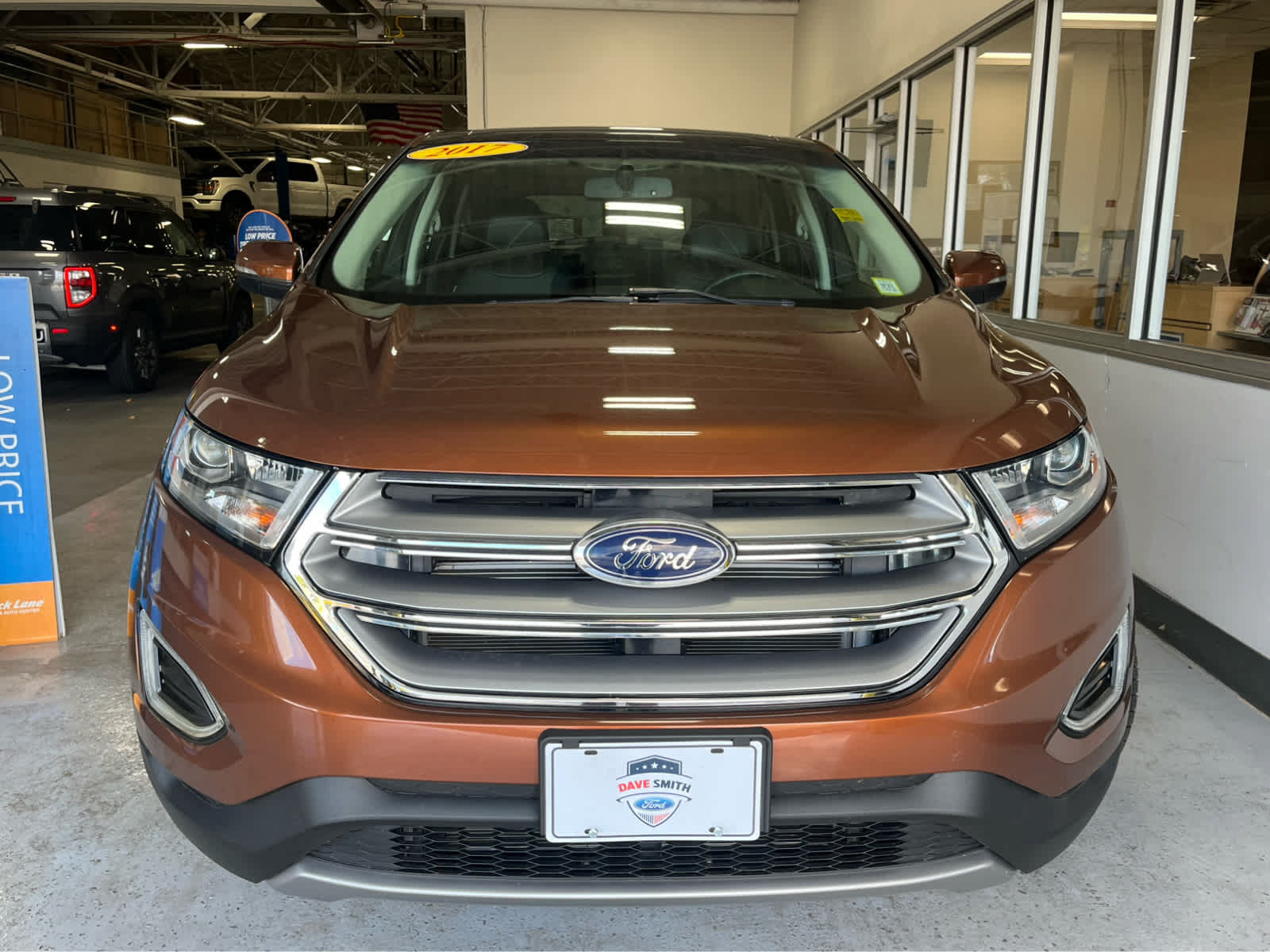 Certified 2017 Ford Edge SEL w/ Equipment Group 201A AWD/4WD image 5