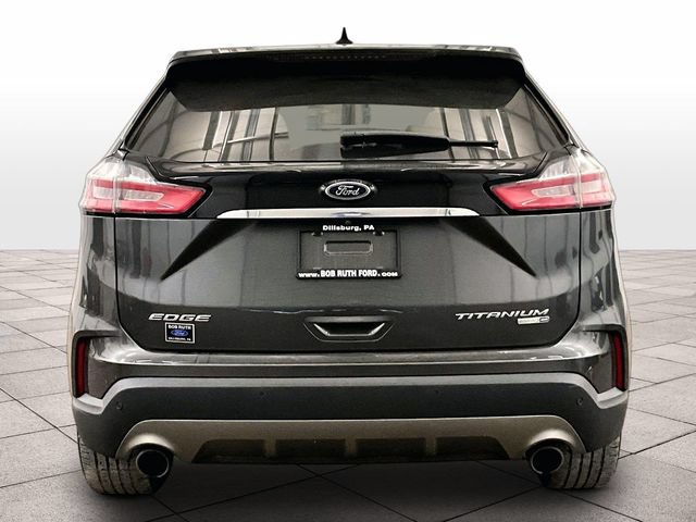 Certified 2020 Ford Edge Titanium AWD/4WD image 4