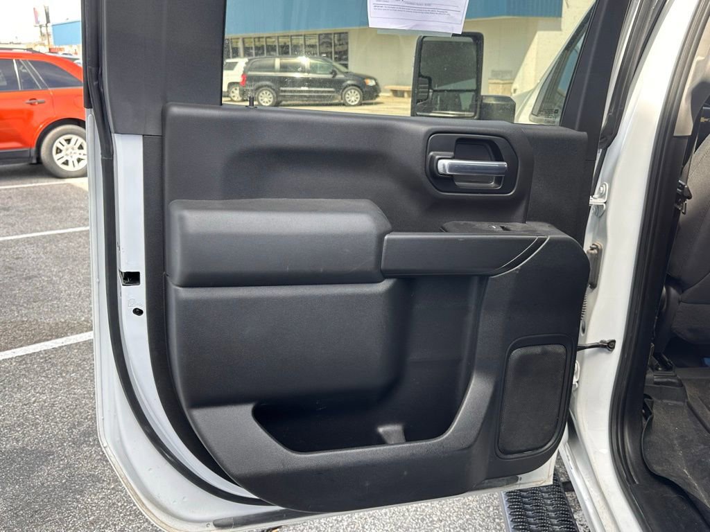 Used 2020 Chevrolet Silverado 3500 LT image 15