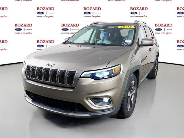 Used 2019 Jeep Cherokee Limited image 4